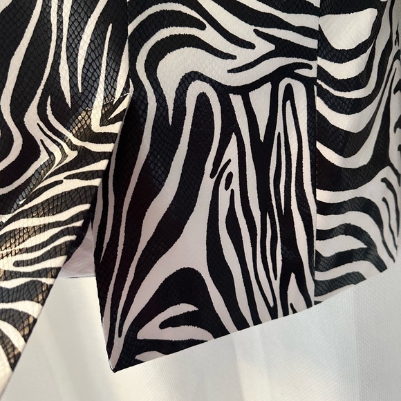 Zebra Print Blazer NWT SZ 10 - Picture 5 of 7